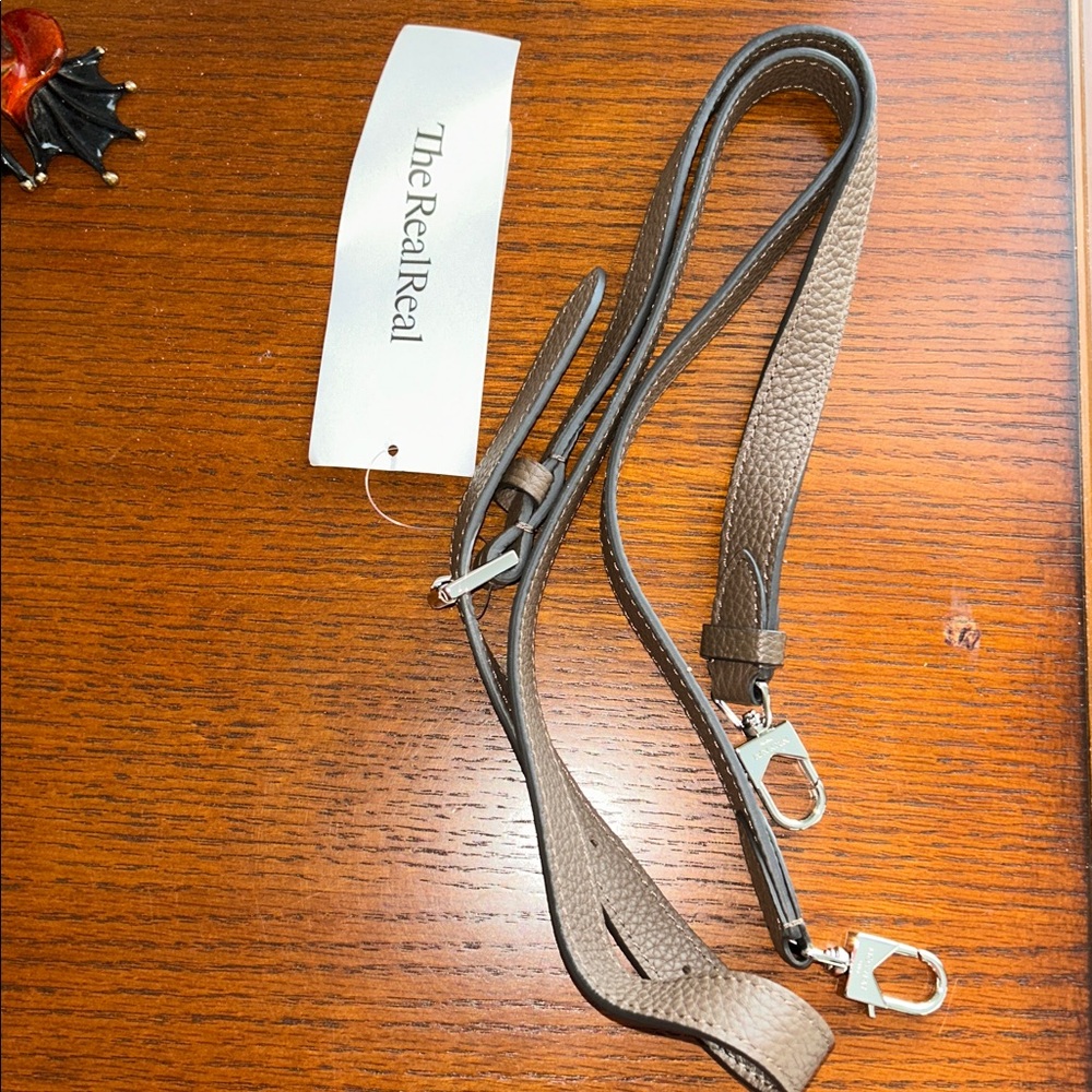 Moynat beautiful leather Crossbody/shoulder strap - Picture 3 of 8
